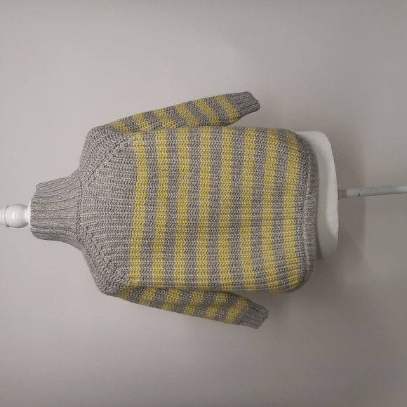 Victoria Secret Gray and Yellow Mock Turtleneck Shaker Knit Sweater, Size XS - Picture 3 of 6